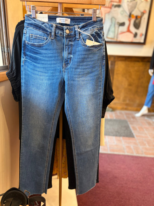Vervet Masterfully Jean jeans in classic denim, shown full-length with a relaxed fit and stylish design.