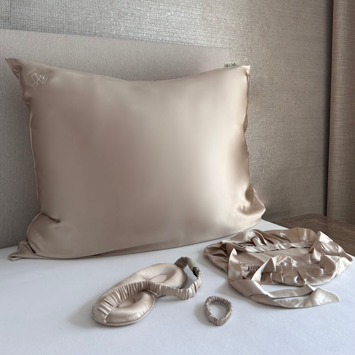 Treasure Silk Bonnet