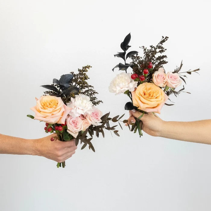 Blush & Berries Bouquet Bar Flower Kit Recipe - Image