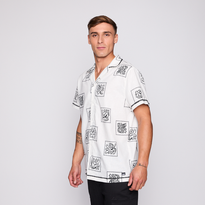 Camisa Reef Men Beige Diseños Negro
