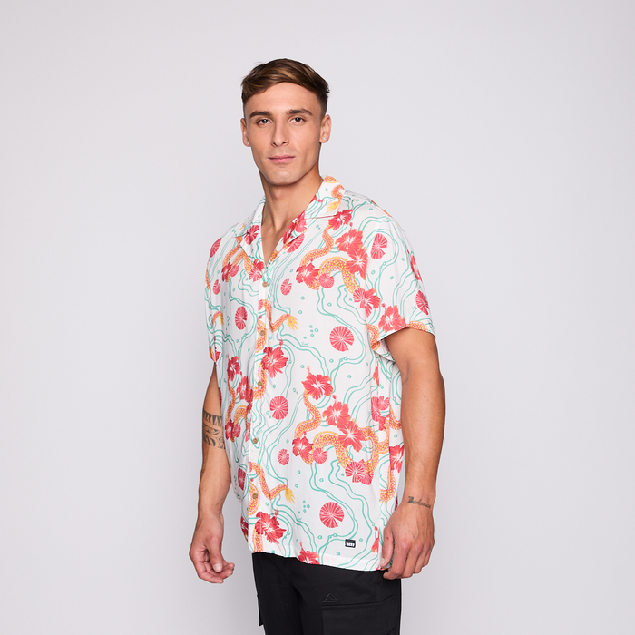 Camisa Reef Men Blanca Dragones Rojos y Flores