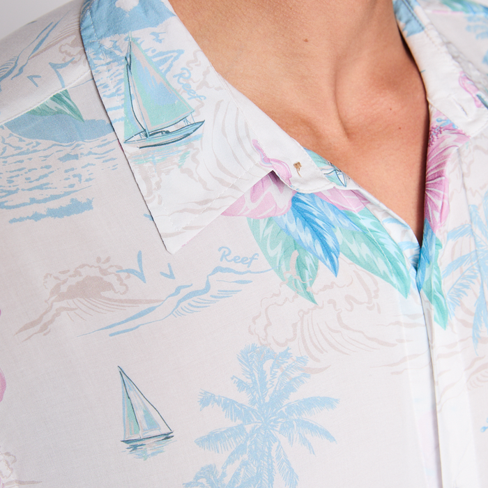 Camisa Reef Men Floreada Blanca