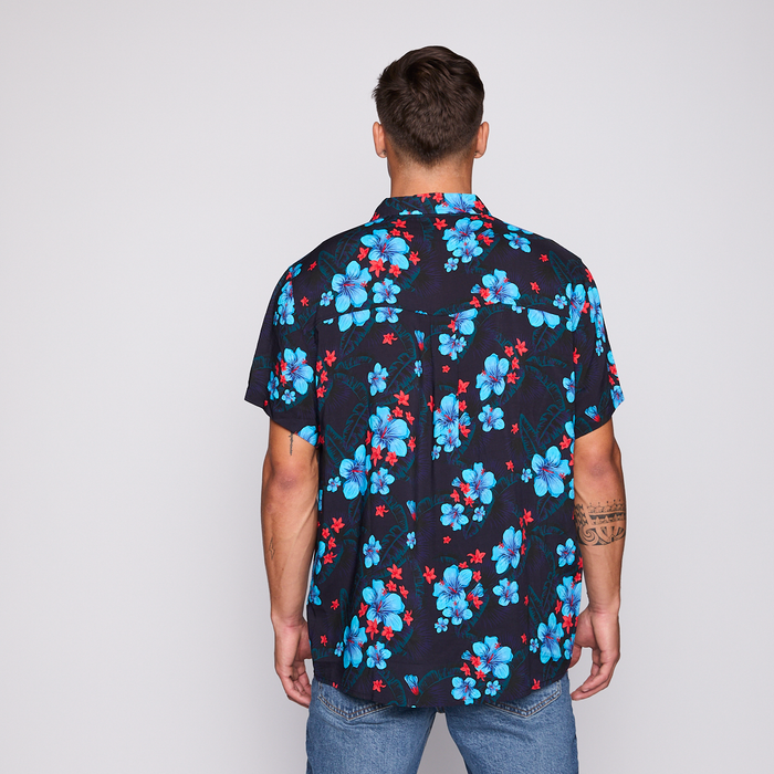 Camisa Reef Men Negra Floreada