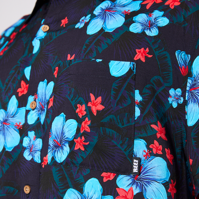 Camisa Reef Men Negra Floreada
