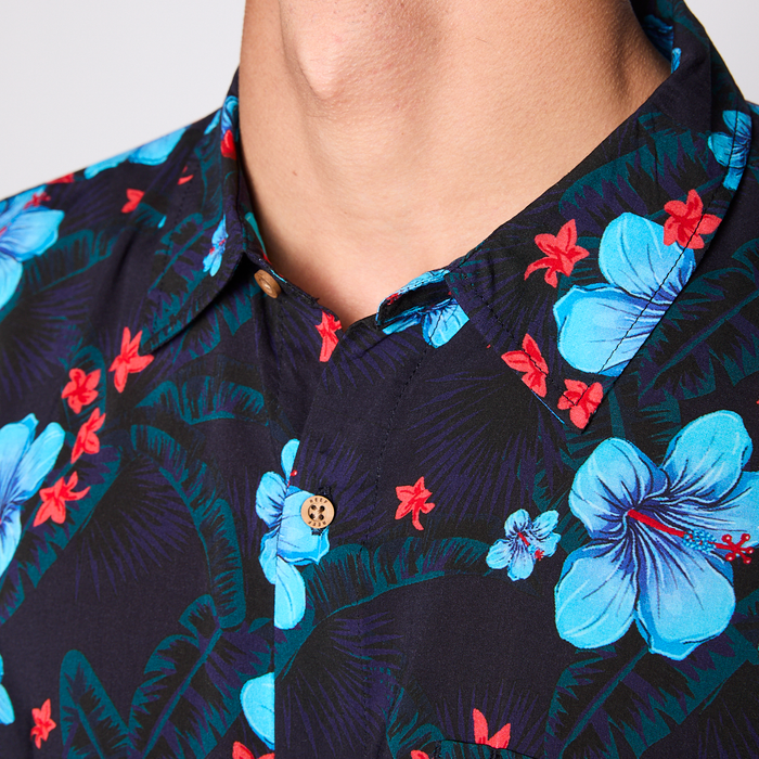 Camisa Reef Men Negra Floreada