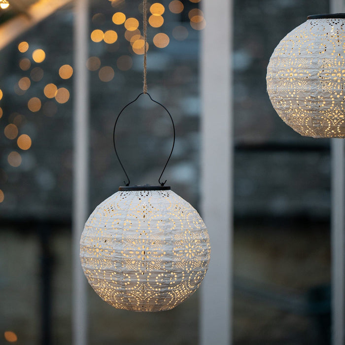 SL23003_3WhiteTyvekMoroccanHangingSolarLanterns.jpg