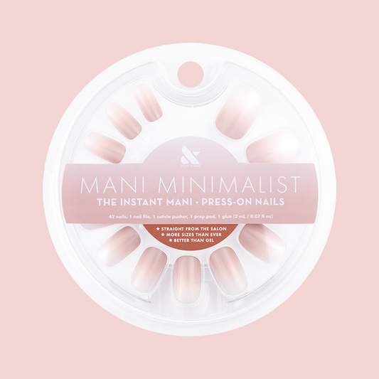 CDJ Syrup Gradient - Press-On | Short | Squoval showing short squoval false nails in neutral grey-beige gradient press-on pack