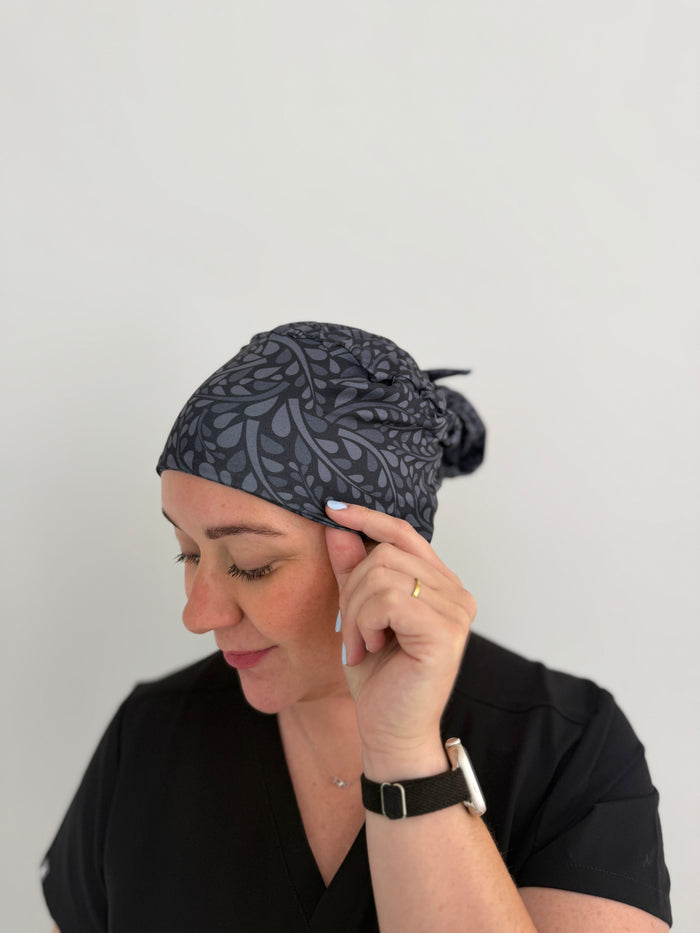 CloudCaps Scrub Cap | Dark Motif