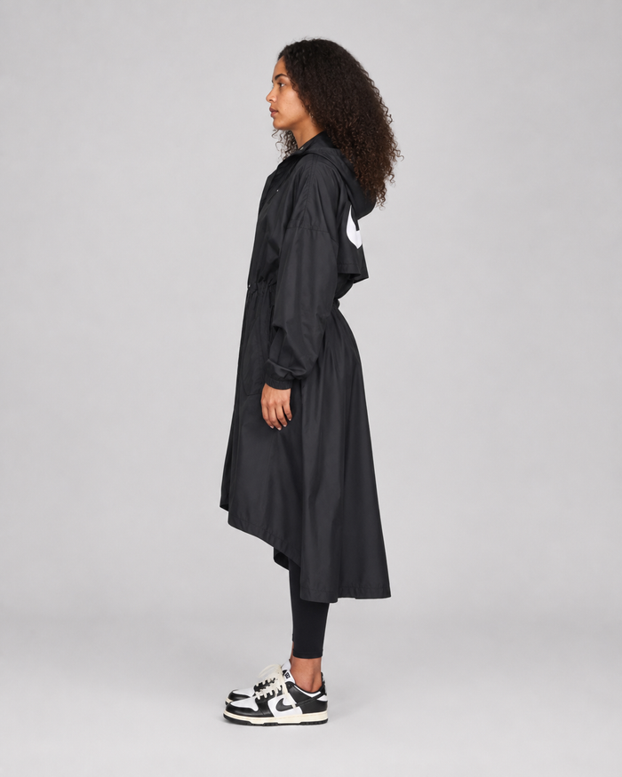 gabardina nike gabardina essential mujer fn2843-010