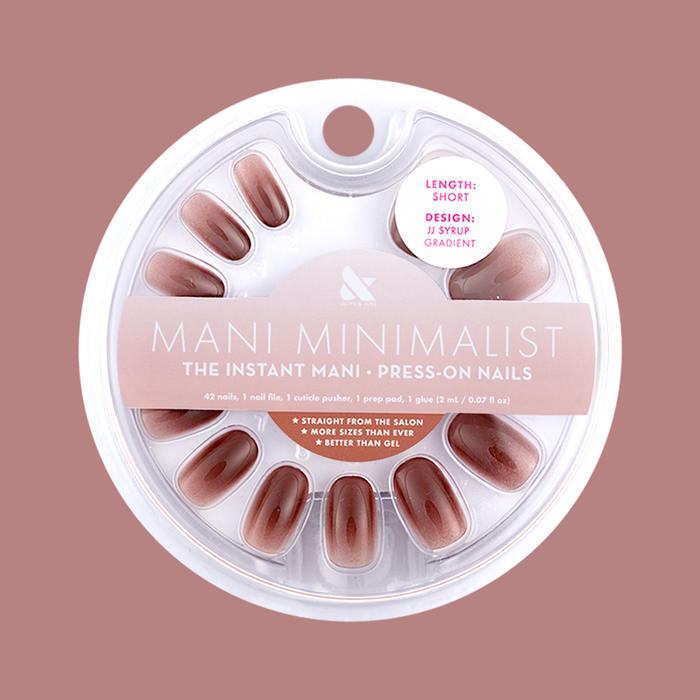 JJ Syrup Gradient - Press-On | Short | Round showing cinnamon brown gradient short round false nails in package