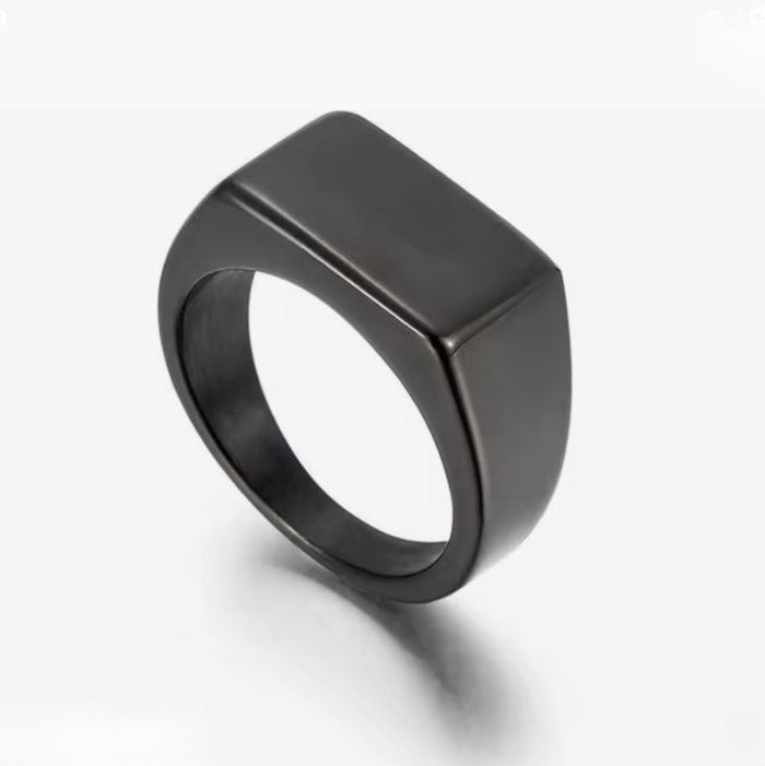Men’s Polish Finish 316L stainless steel dress ring in black with a sleek, modern design.