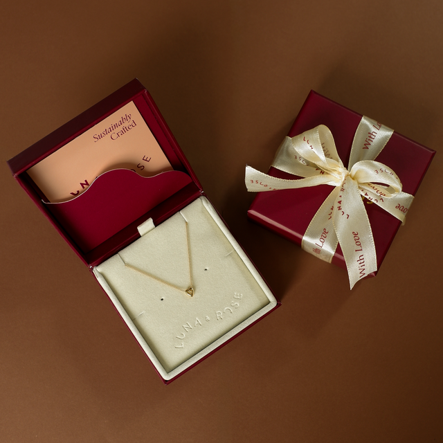 mini heart gold in packaging Luna and Rose
