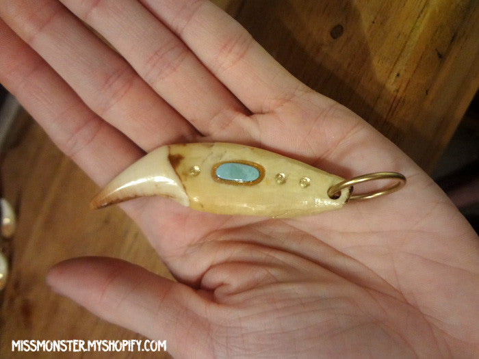 OPAL AND GOLD LEAF BEAR TOOTH