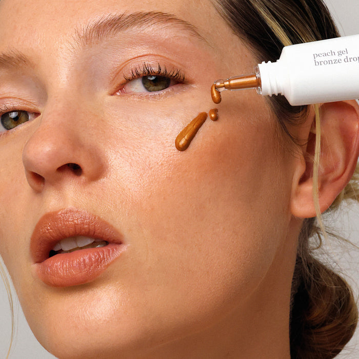 Ere Perez-Peach Gel Bronze Drops-Makeup-ErePerez-PeachGelBronzeDrops-1080x1080-WEB7-The Detox Market |