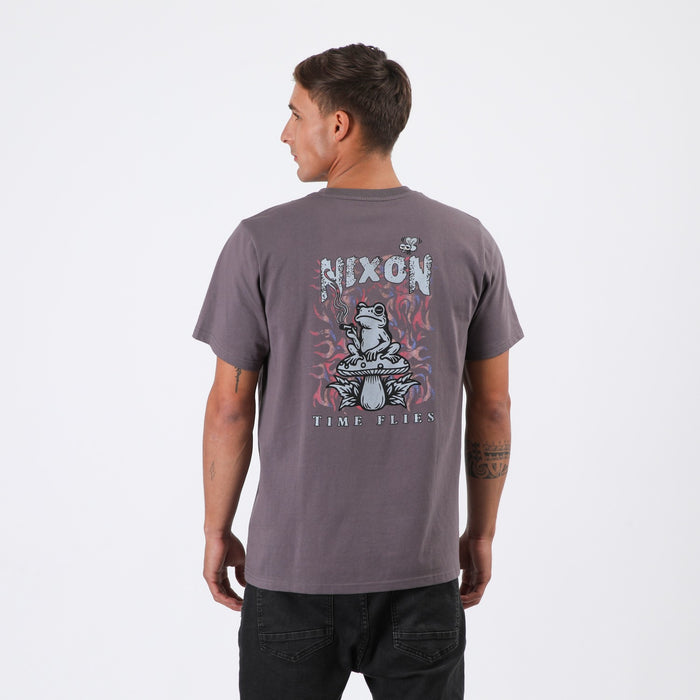 Polera Nixon Men Frog Dark Grey