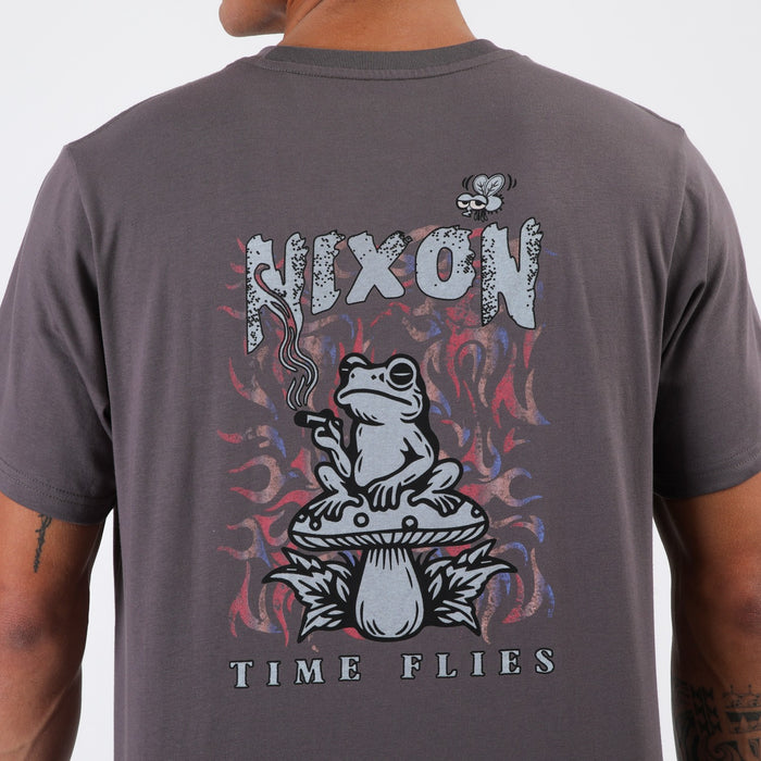 Polera Nixon Men Frog Dark Grey