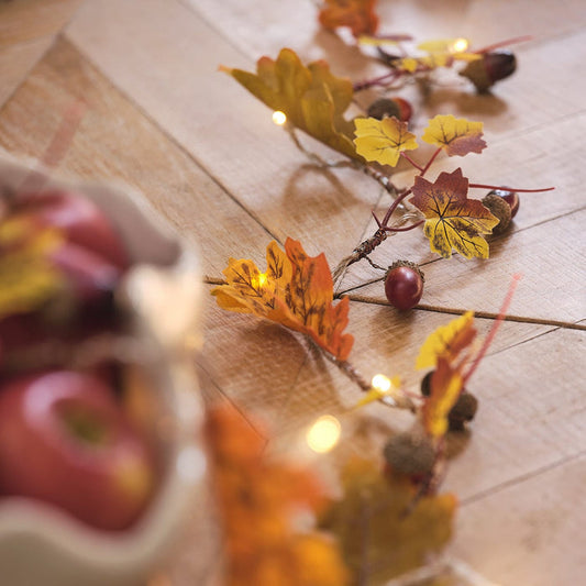 Pre Lit Oak & Acorn Autumn Garland
