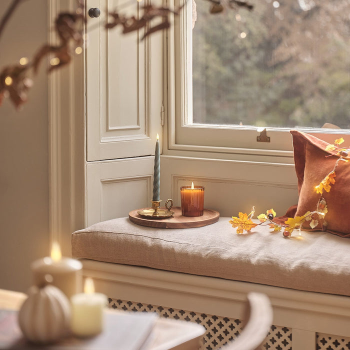 Pre Lit Oak & Acorn Autumn Garland