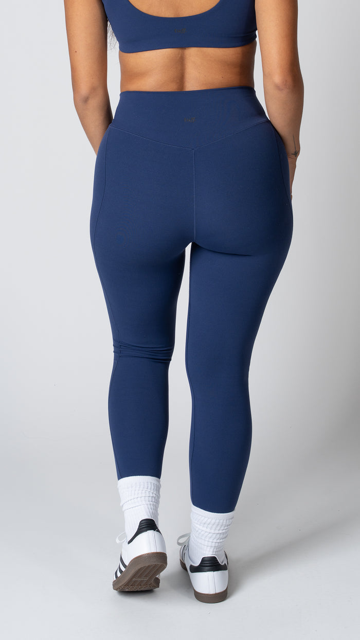 Refine Tight in Admiral - view 2