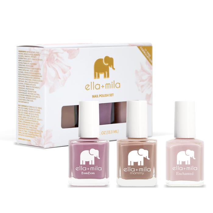 Stay Cozy 3-pack nail polish set with its gift box