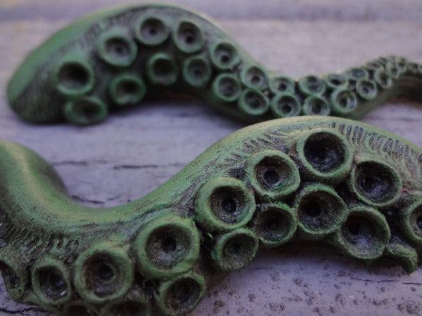 TENTACLE BARRETTES