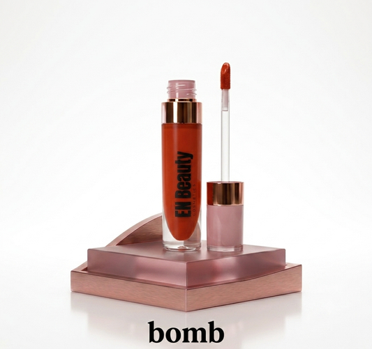The “Bomb” liquid lipstick