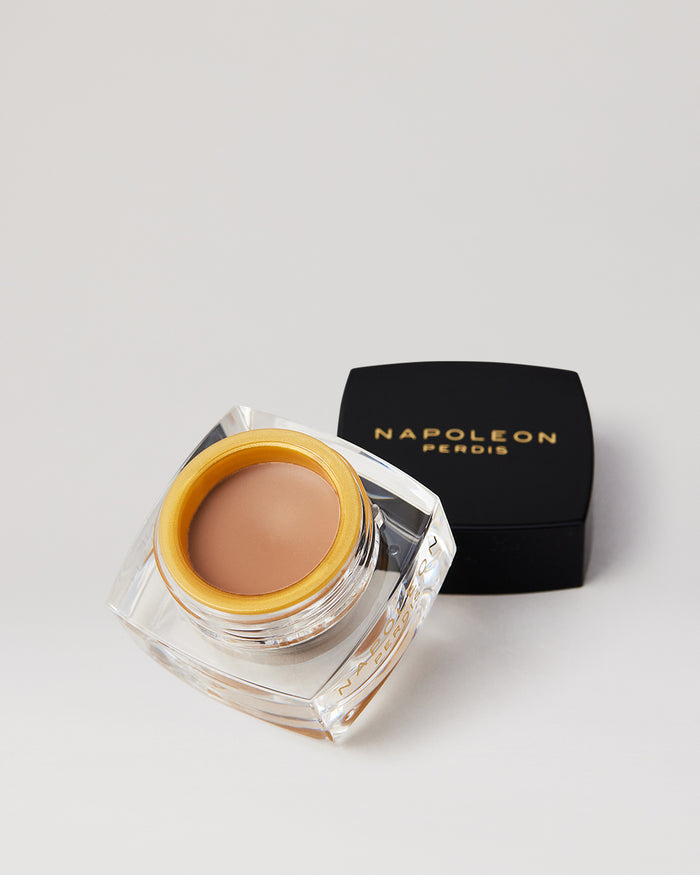 THE ONE CONCEALER LIGHT open