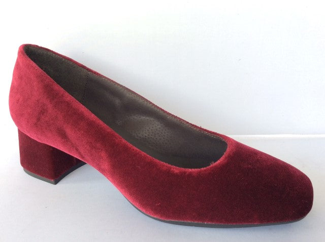 Torretti Saskia 1 avaiable in 2 colours