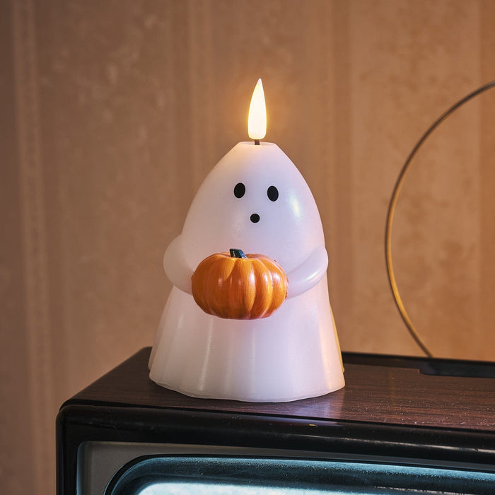 HA24038-GigitheGhostHoldingPumpkinTruGlow_Candle.jpg