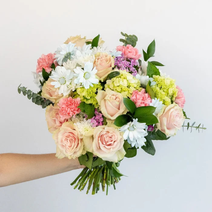 Cotton Candy Flower Centerpieces Vase - Image