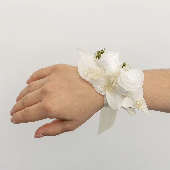 White Dried Boutonniere And Corsage Pack Vase - Image